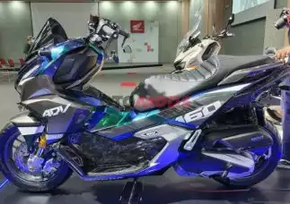 GALERI: Honda ADV 160 Tampil Racing Pakai Setang Jepit!