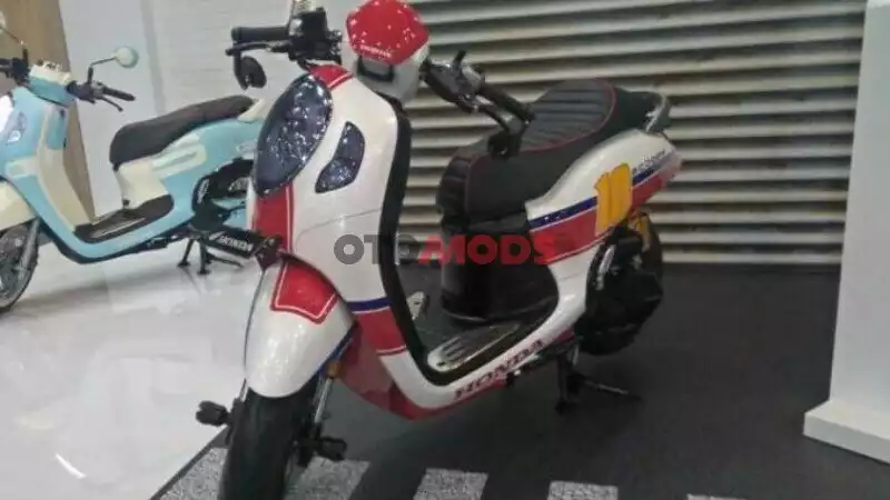 All New Honda Scoopy Jadi Cafe Racer? Pakai Suspensi Upside Down!