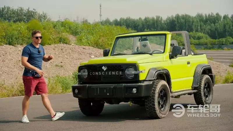 Suzuki Jimny Terbaru Potong Atap Dibuat Terbuka di Cina